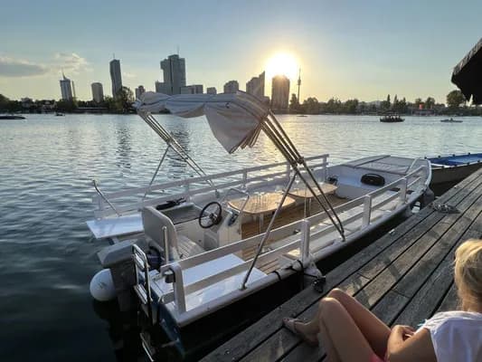 Partyboot Alte Donau — Foto 2